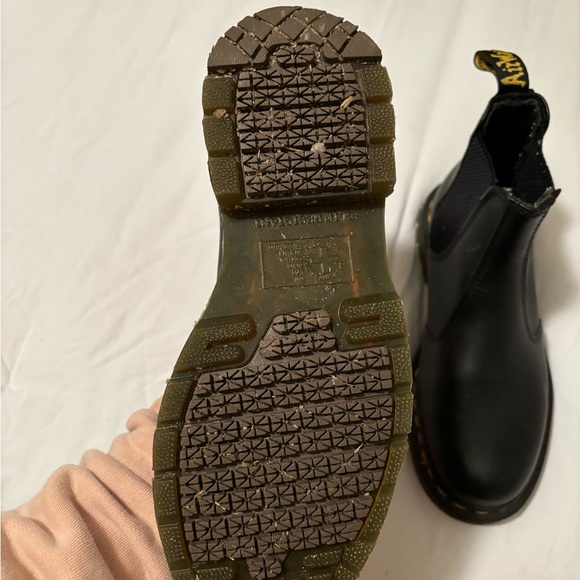 Doc Martens - Picture 2 of 3